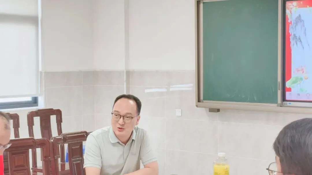 【科组动态】聚力笃行赴中考 精研深析定航程——初三召开数学备课组二模质量分析暨2026年备考会 第19张 【科组动态】聚力笃行赴中考 精研深析定航程——初三召开数学备课组二模质量分析暨2026年备考会 第19张
