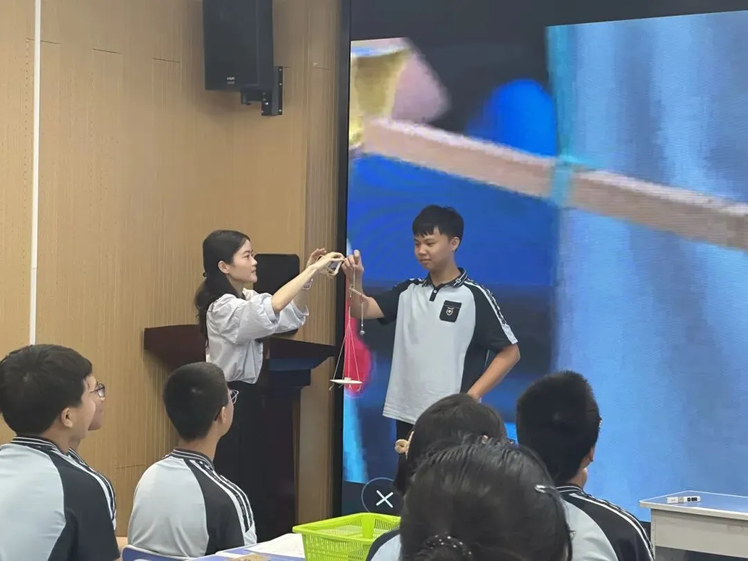 精准备考赋动能 教研聚力迎中考—— 青秀区初中物理中考备考专题教研活动圆满开展 第8张 精准备考赋动能 教研聚力迎中考—— 青秀区初中物理中考备考专题教研活动圆满开展 第8张