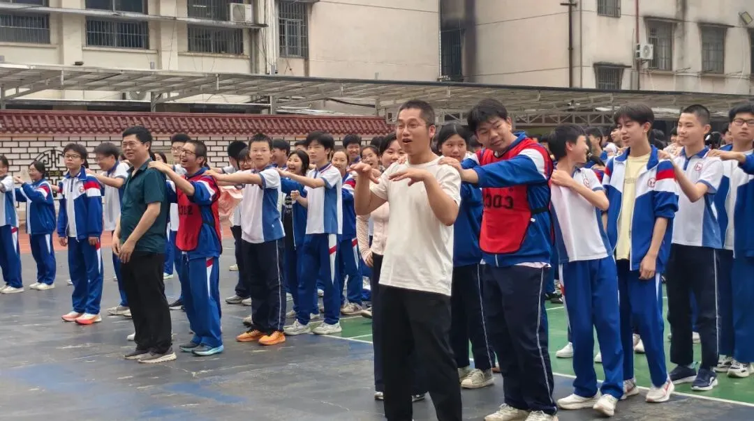 润心释压助中考,凝心逐梦向未来——株洲市第十九中学开展初三年级心理减压团辅活动 第6张 润心释压助中考,凝心逐梦向未来——株洲市第十九中学开展初三年级心理减压团辅活动 第6张
