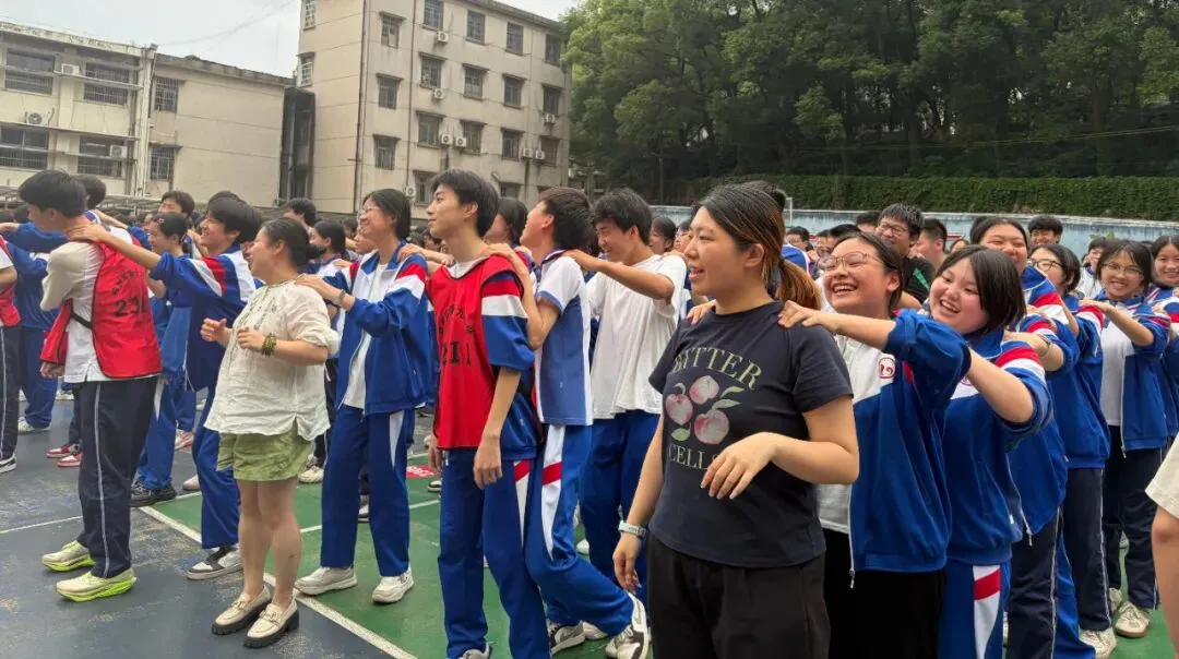 润心释压助中考,凝心逐梦向未来——株洲市第十九中学开展初三年级心理减压团辅活动 第7张 润心释压助中考,凝心逐梦向未来——株洲市第十九中学开展初三年级心理减压团辅活动 第7张