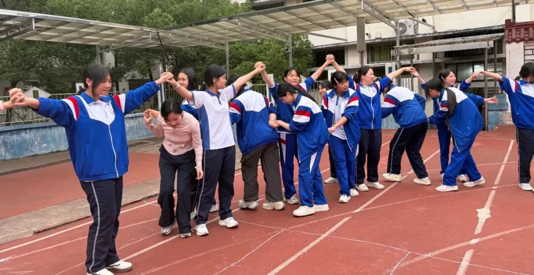 润心释压助中考,凝心逐梦向未来——株洲市第十九中学开展初三年级心理减压团辅活动 第24张 润心释压助中考,凝心逐梦向未来——株洲市第十九中学开展初三年级心理减压团辅活动 第24张