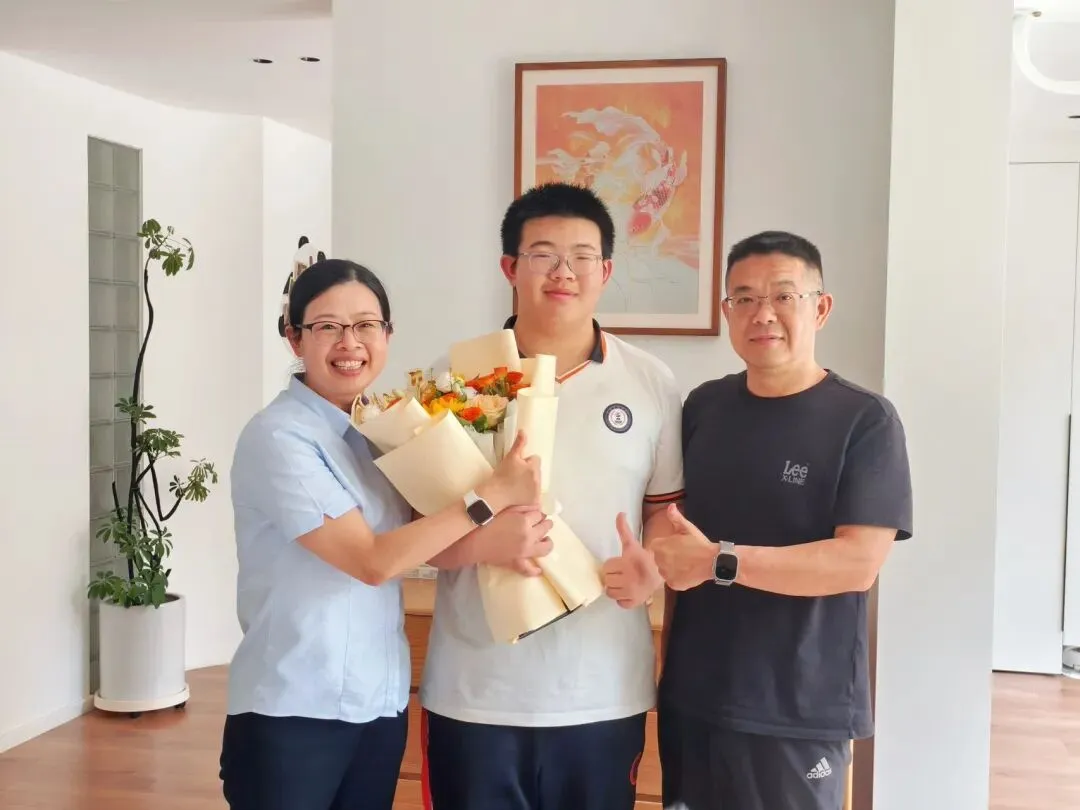 暖心助考,为梦护航——泾县农商银行开展中考慰问活动 第7张 暖心助考,为梦护航——泾县农商银行开展中考慰问活动 第7张