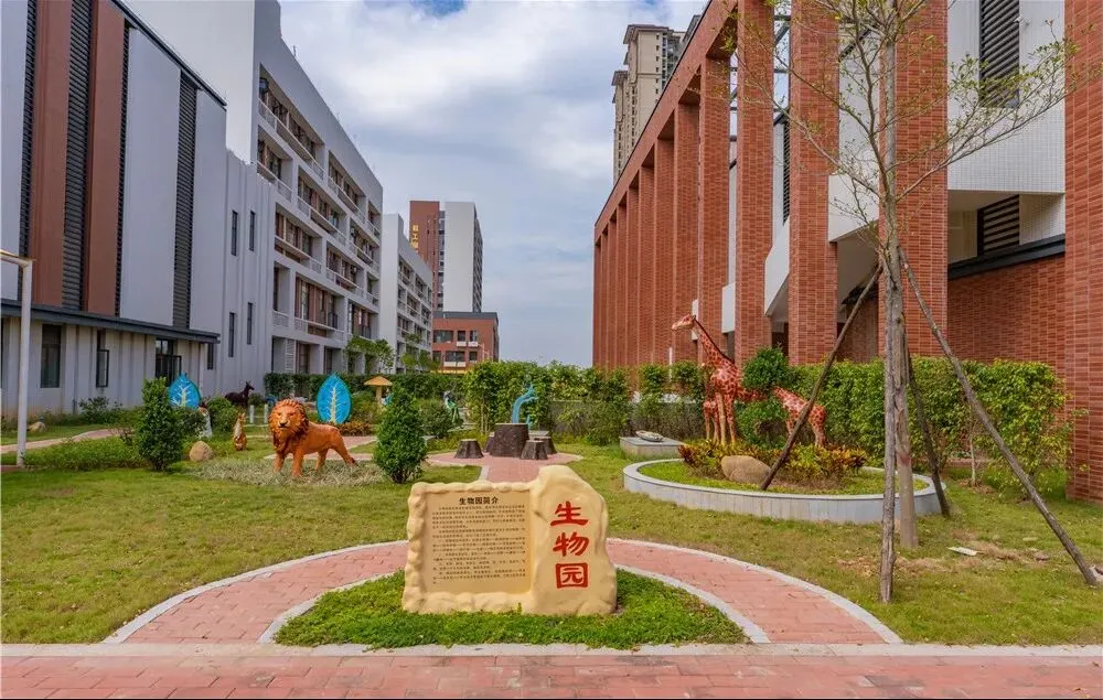 中考志愿填报!为什么报考黄广附高中?九大核心竞争力,为你揭秘 第14张 中考志愿填报!为什么报考黄广附高中?九大核心竞争力,为你揭秘 第14张