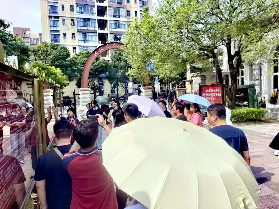 中考临近,慧眼父母入校探微——汲取底蕴与成长之力 第3张 中考临近,慧眼父母入校探微——汲取底蕴与成长之力 第3张