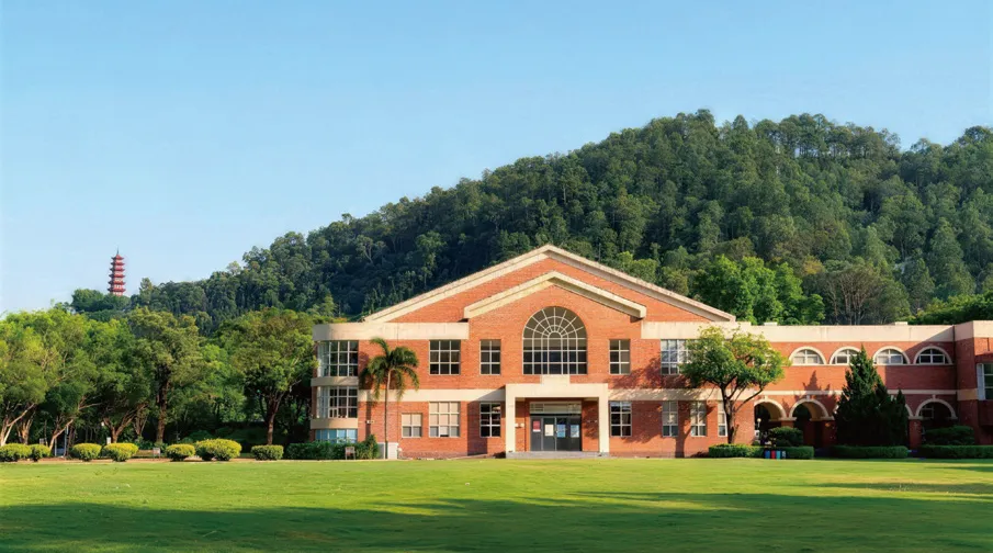 中考选赛道倒计时!这所学校手握4条升学路,你家孩子到底走哪条最稳? 第3张