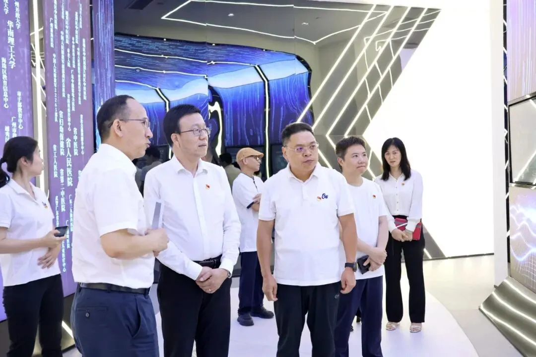 主题党日 | 践行实干政绩观 聚力筑牢中考、高考考务通信防线 第3张