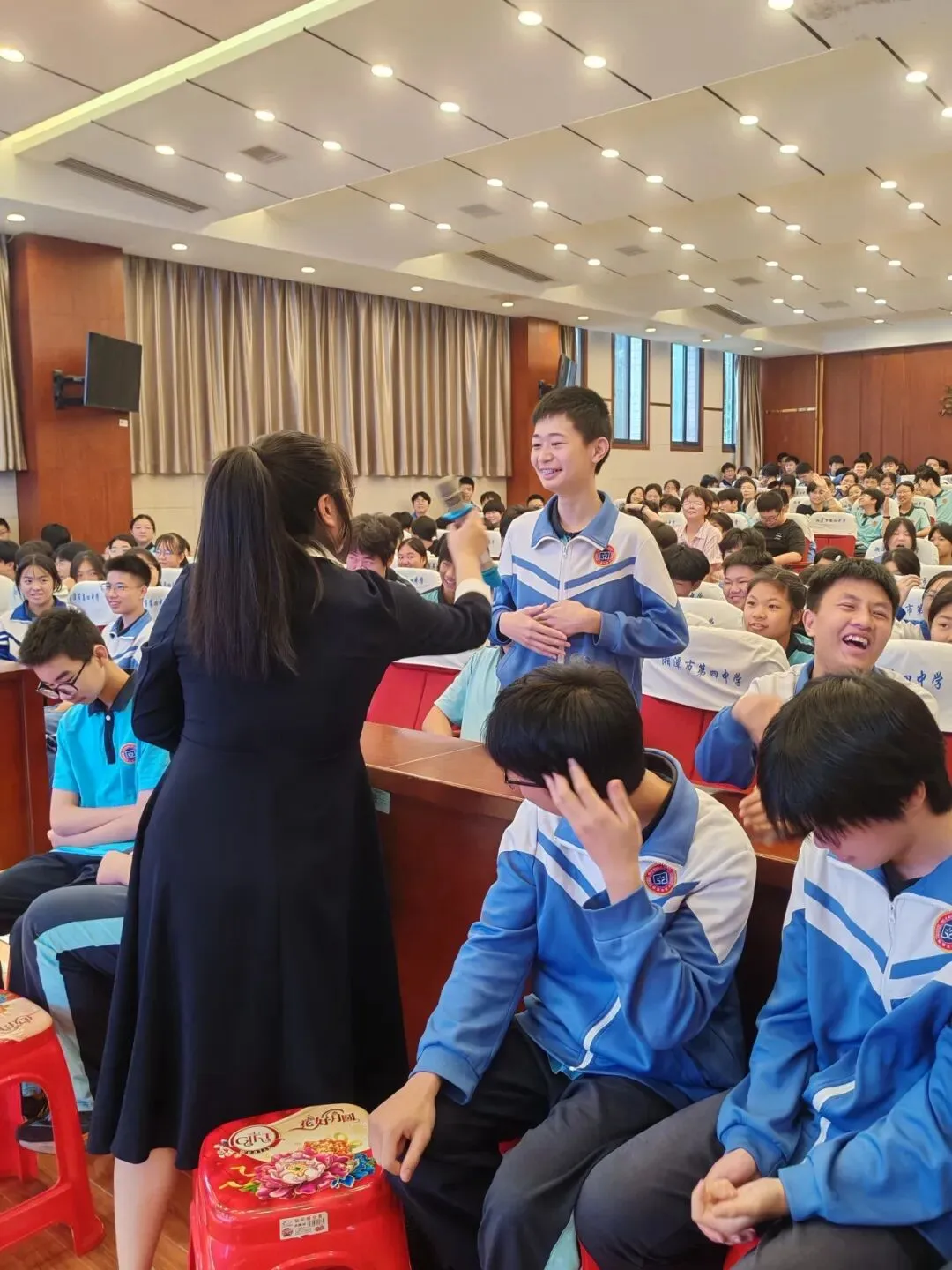 为心赋能,赢接中考——湘潭市第四中学举办九年级考前心理团辅活动 第8张 为心赋能,赢接中考——湘潭市第四中学举办九年级考前心理团辅活动 第8张