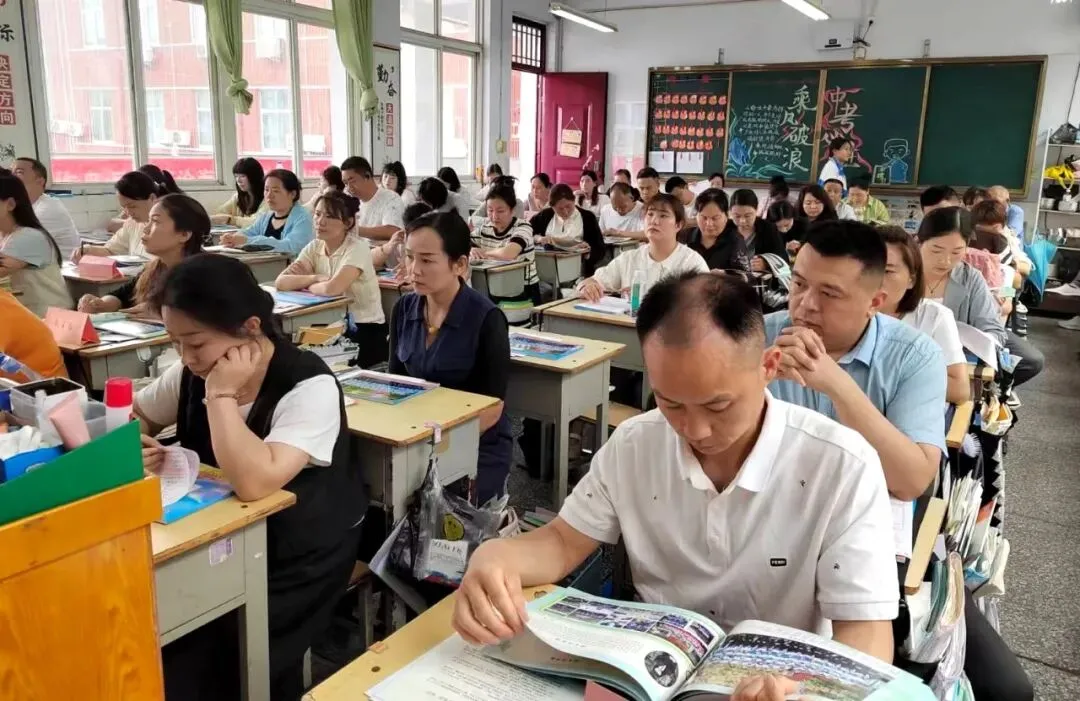 聚力中考冲刺季 共绘升学新蓝图——建安区三高召开中招报考专题家长会 第18张