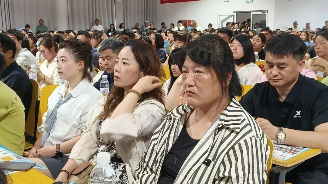 凝心冲刺战中考,家校携手护征程|武罗学校初三考前家长会圆满召开 第54张