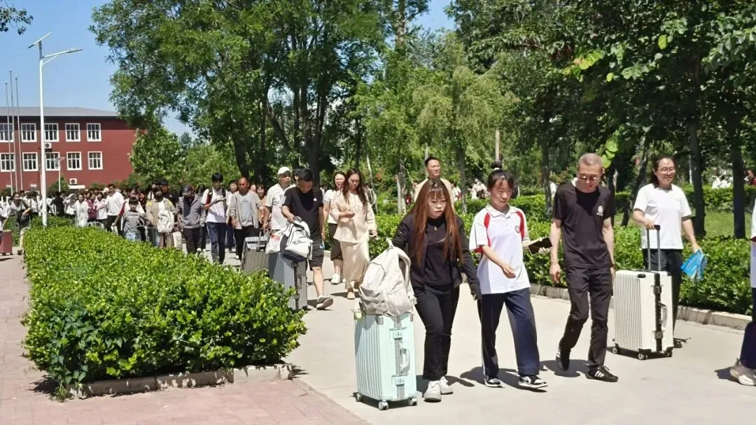 凝心冲刺战中考,家校携手护征程|武罗学校初三考前家长会圆满召开 第62张