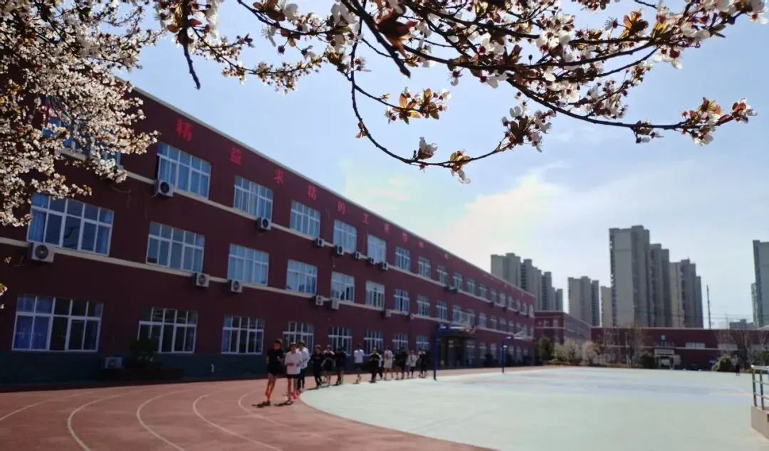 中考择校不迷茫|好高中,就选漯河实验中专高中部! 第2张 中考择校不迷茫|好高中,就选漯河实验中专高中部! 第2张