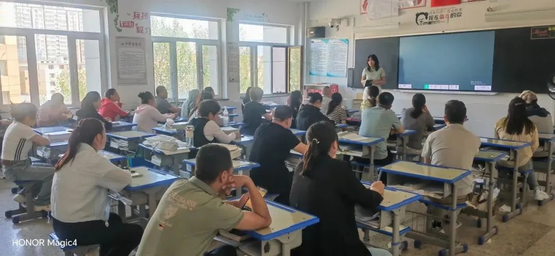 凝心聚力备中考,家校携手共前行——呼市第二十六中学召开初三年级二模家长动员会 第20张