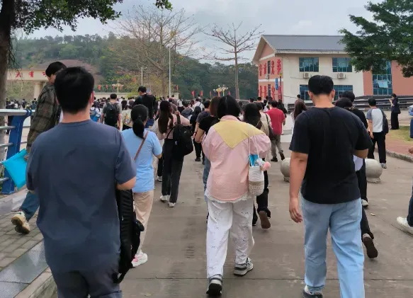 水利考完心态崩了!26年二建【水利真题答案】出炉!-第2张图片-四季读书网 水利考完心态崩了!26年二建【水利真题答案】出炉!-第2张图片-四季读书网