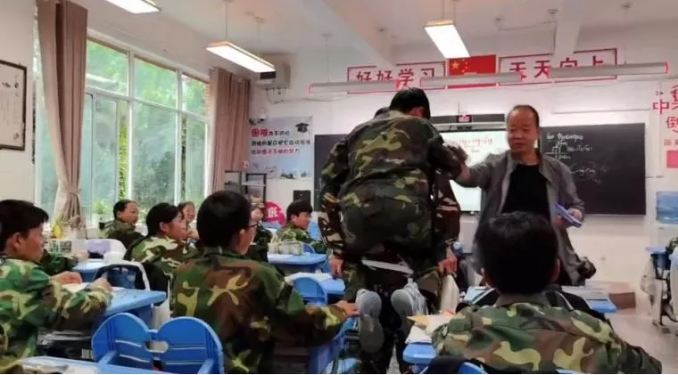 匠心深耕复习课,巧思赋能中考路 | 盘龙区物理学科教研员郭老师送教彩云中学-第21张图片-四季读书网
