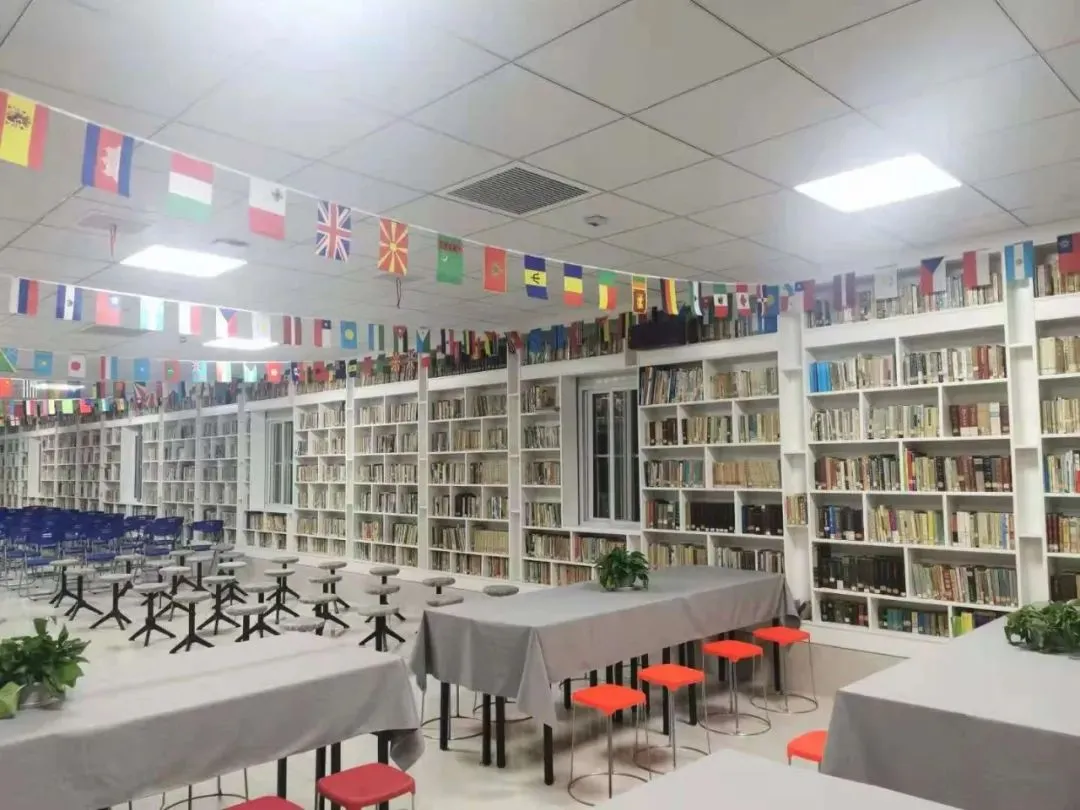 2026 年洪山区中考数学一模试卷-第1张图片-四季读书网