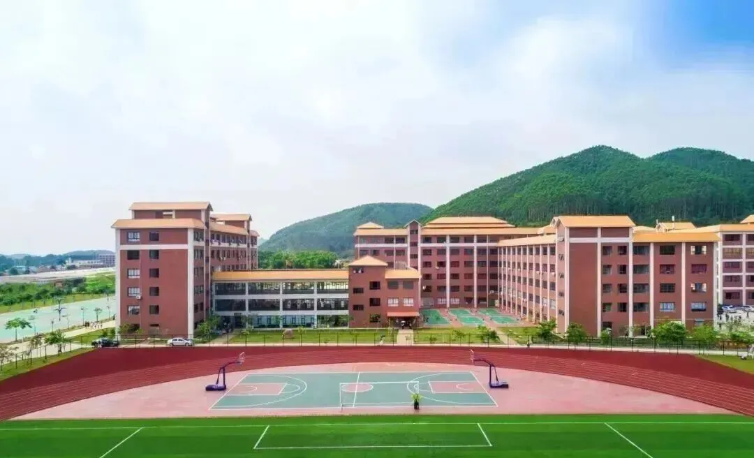 中考免填志愿,直接录取:惠州市华磐职业技术学校-第27张图片-四季读书网 中考免填志愿,直接录取:惠州市华磐职业技术学校-第27张图片-四季读书网