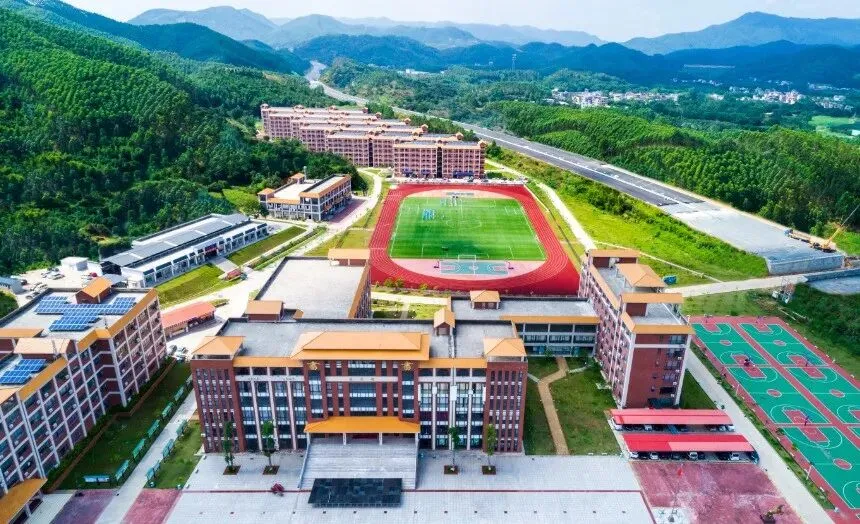 中考免填志愿,直接录取:惠州市华磐职业技术学校-第28张图片-四季读书网 中考免填志愿,直接录取:惠州市华磐职业技术学校-第28张图片-四季读书网