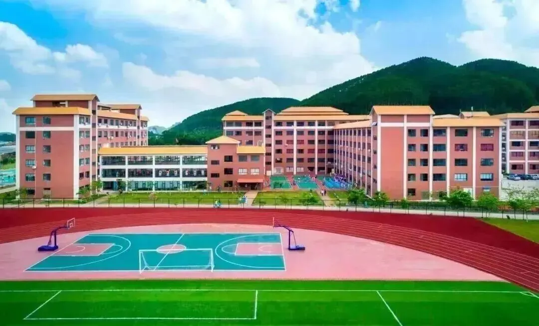 中考免填志愿,直接录取:惠州市华磐职业技术学校-第31张图片-四季读书网 中考免填志愿,直接录取:惠州市华磐职业技术学校-第31张图片-四季读书网