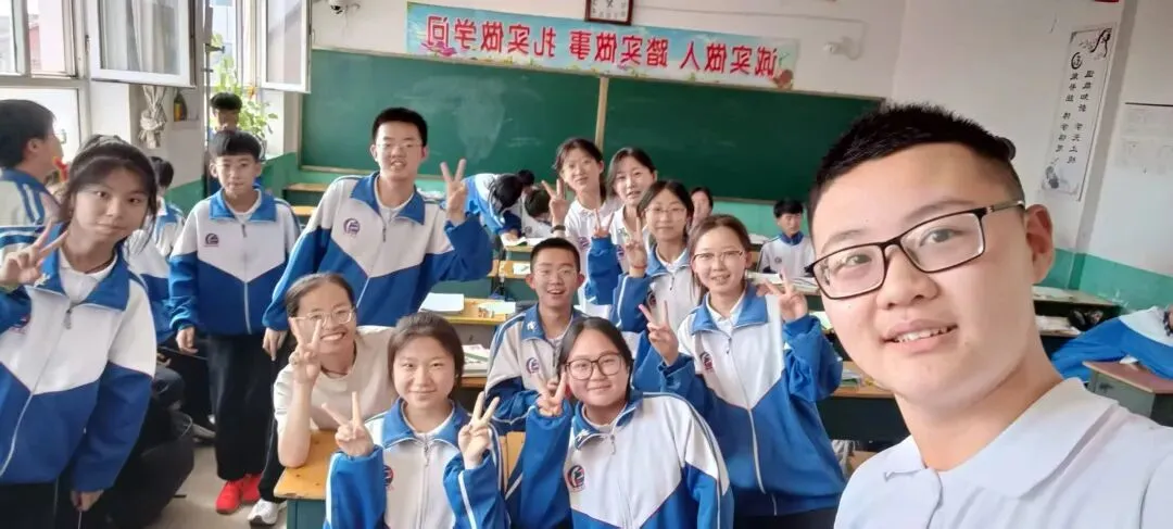 田锦凤 | 灯下的心里话:写给即将奔赴中考的你们-第1张图片-四季读书网 田锦凤 | 灯下的心里话:写给即将奔赴中考的你们-第1张图片-四季读书网