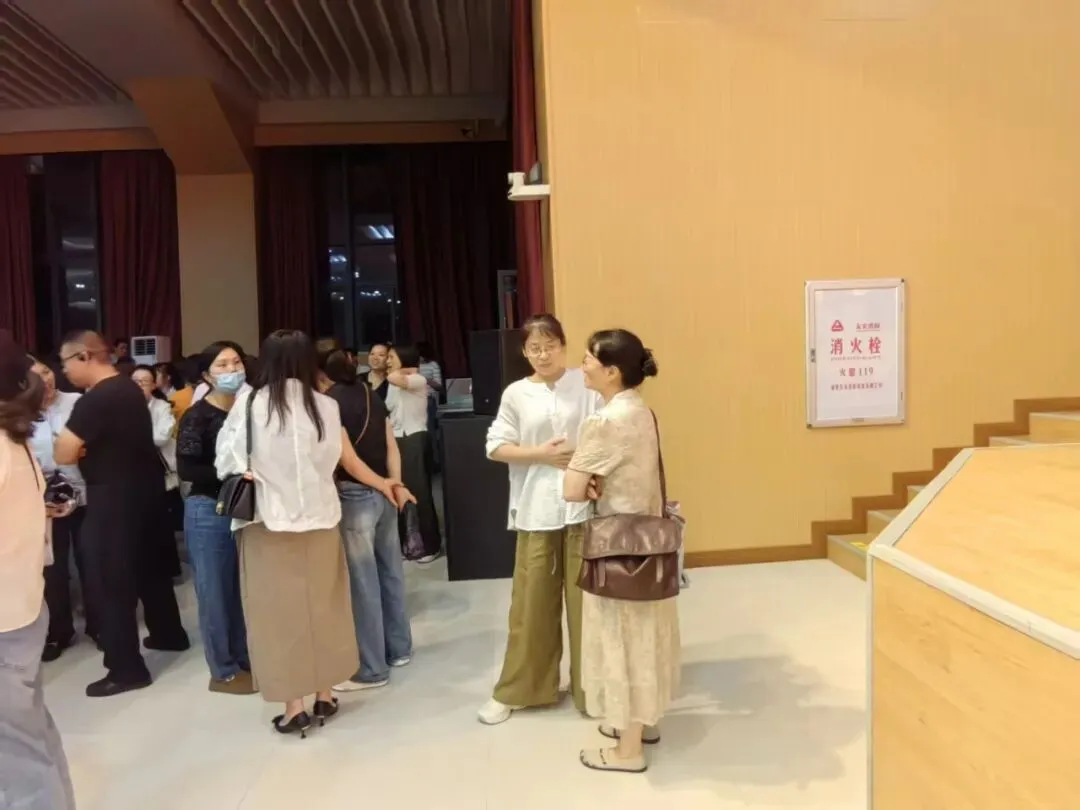 凝心聚力助追梦 携手同行迎中考——我校顺利召开九年级毕业班专题家长会-第22张图片-四季读书网