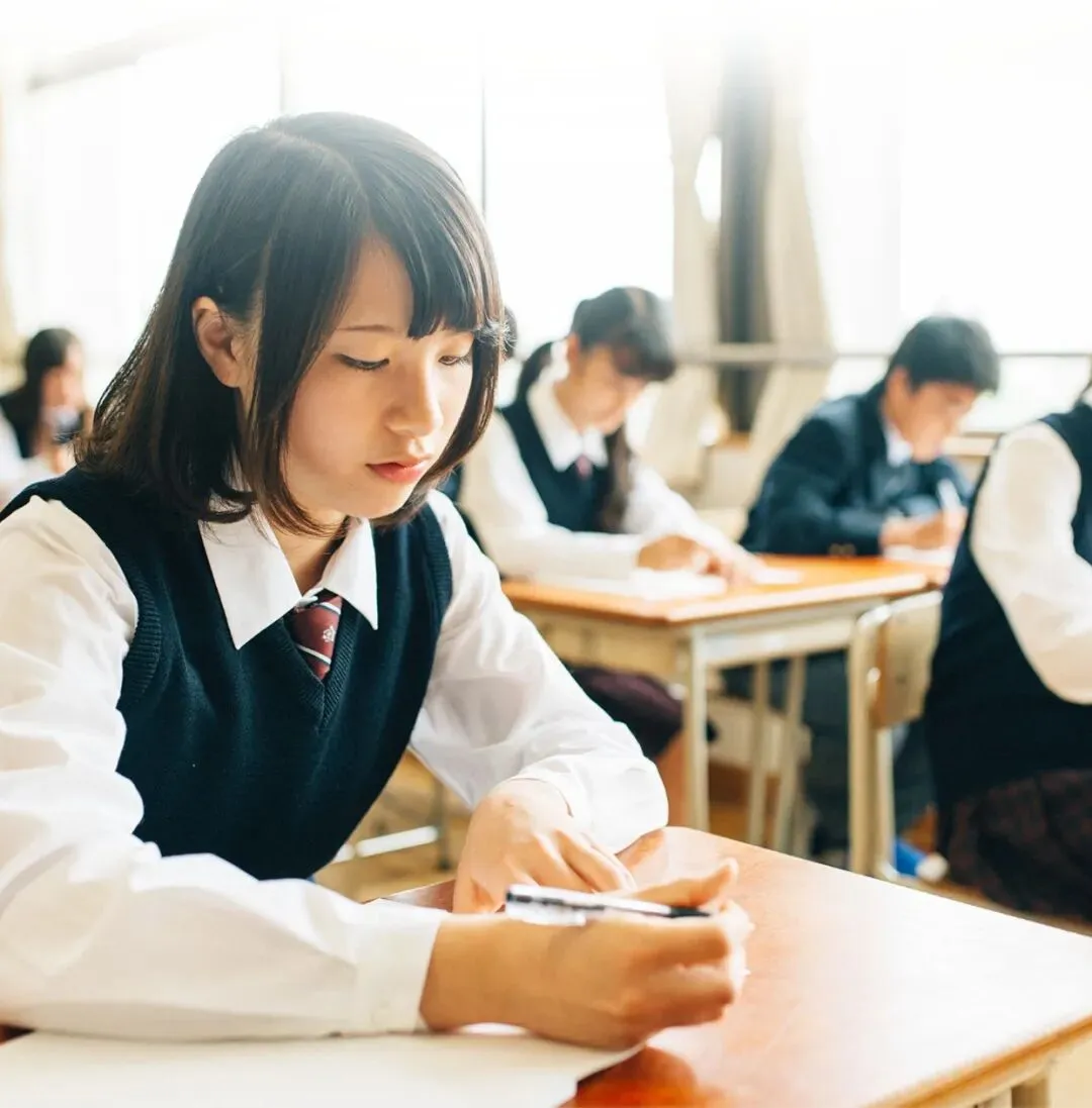 心灵绿洲,给2026年高考和中考应试学生化解焦虑紧张的实用三妙招-第2张图片-四季读书网
