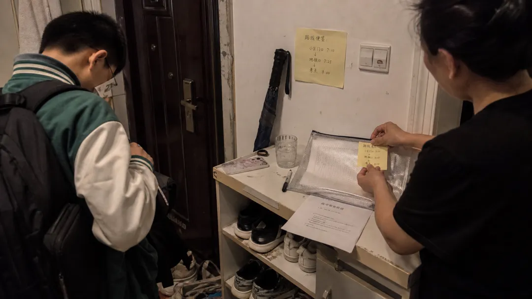 高考前夜,最容易出错的不是试卷,是它...-第3张图片-四季读书网