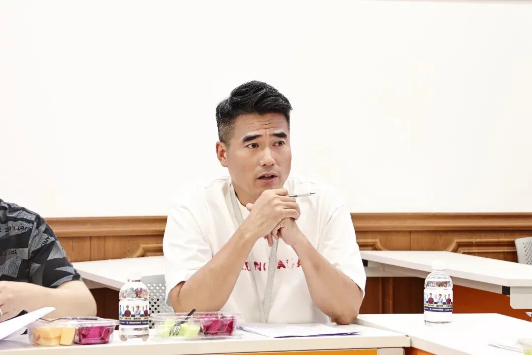 研思聚力 备战中考 | 南充一中中考联合教研活动圆满开展-第11张图片-四季读书网 研思聚力 备战中考 | 南充一中中考联合教研活动圆满开展-第11张图片-四季读书网