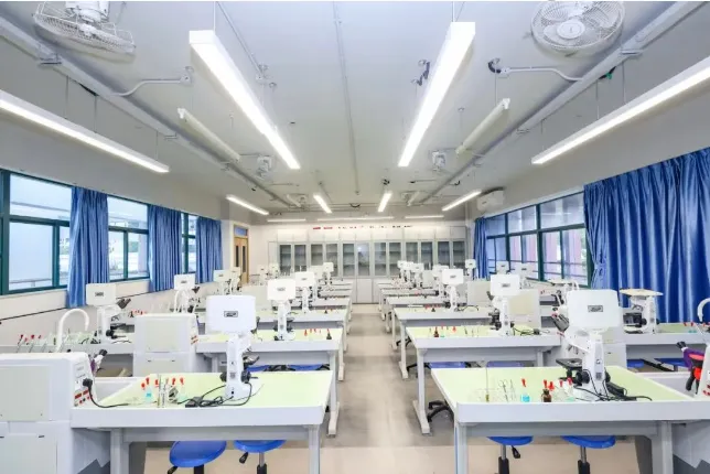 中考高中学校2026年招生简章-31:红岭中学-第20张图片-四季读书网