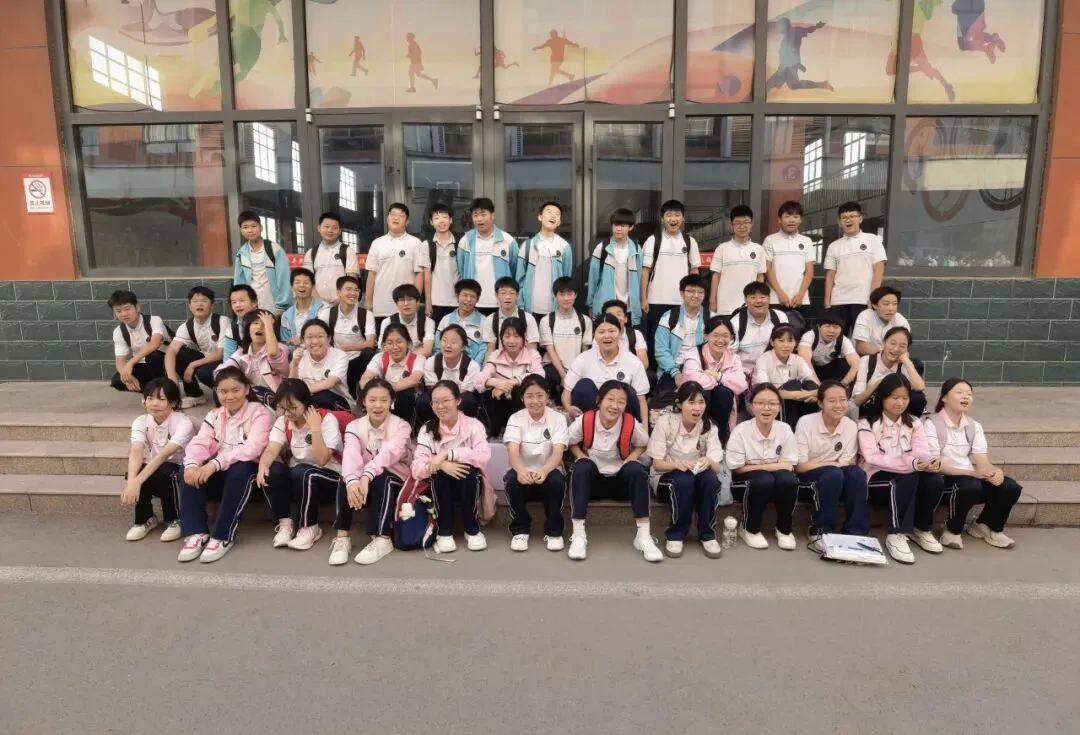 中考倒计时12天|胸藏山河志 提笔赴前程——2023级12班风采展示-第31张图片-四季读书网 中考倒计时12天|胸藏山河志 提笔赴前程——2023级12班风采展示-第31张图片-四季读书网