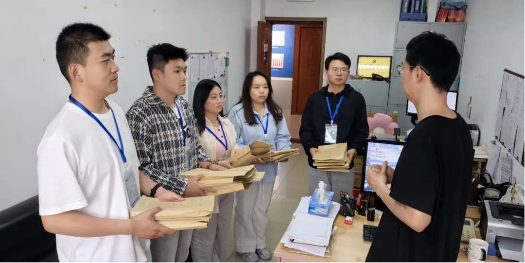 多向锻造 | 电气工程学院组织电路原理模拟考试 多措并举助力学子备战期末-第5张图片-四季读书网 多向锻造 | 电气工程学院组织电路原理模拟考试 多措并举助力学子备战期末-第5张图片-四季读书网