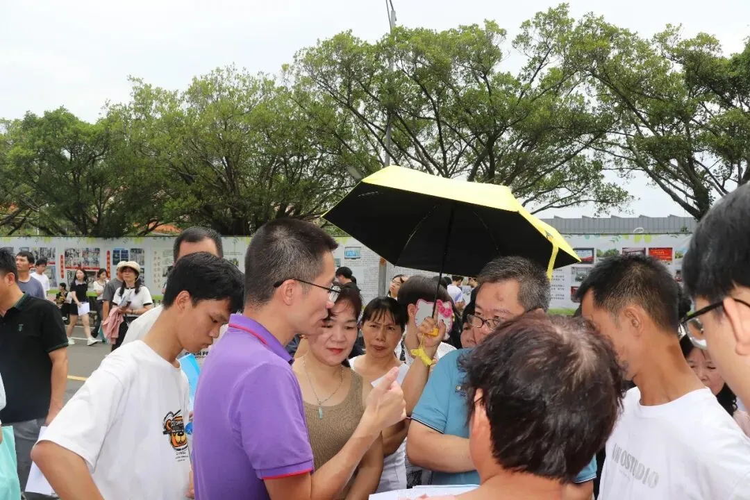 2026年中考报读彭湃中学的热点问题解答-第14张图片-四季读书网 2026年中考报读彭湃中学的热点问题解答-第14张图片-四季读书网