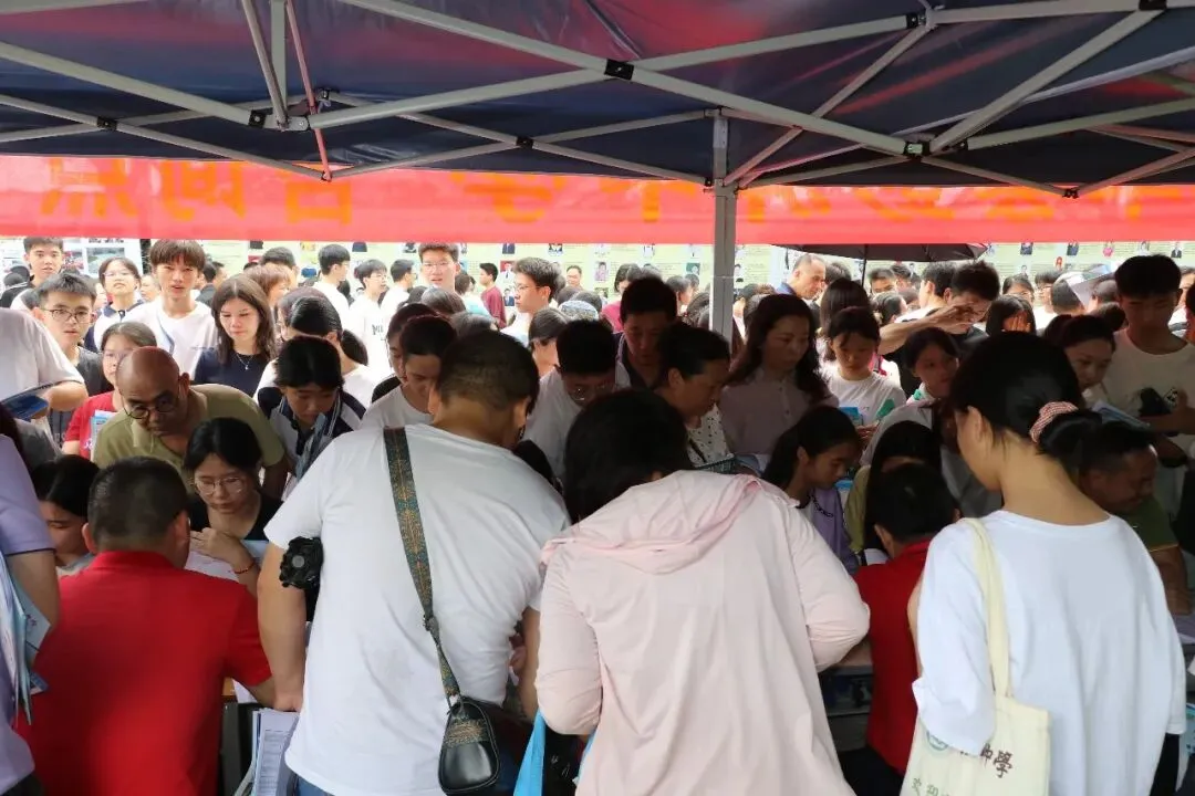 2026年中考报读彭湃中学的热点问题解答-第15张图片-四季读书网 2026年中考报读彭湃中学的热点问题解答-第15张图片-四季读书网