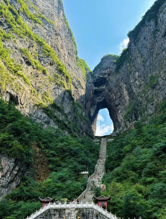 中考后出发轻奢张家界6日纯玩游-第7张图片-四季读书网 中考后出发轻奢张家界6日纯玩游-第7张图片-四季读书网