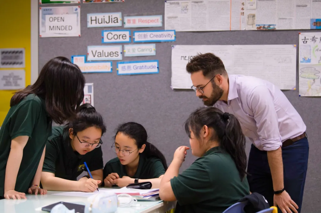 中考在即|北京这类“双轨国际学校”,国内高考+海外留学双向兜底-第2张图片-四季读书网 中考在即|北京这类“双轨国际学校”,国内高考+海外留学双向兜底-第2张图片-四季读书网