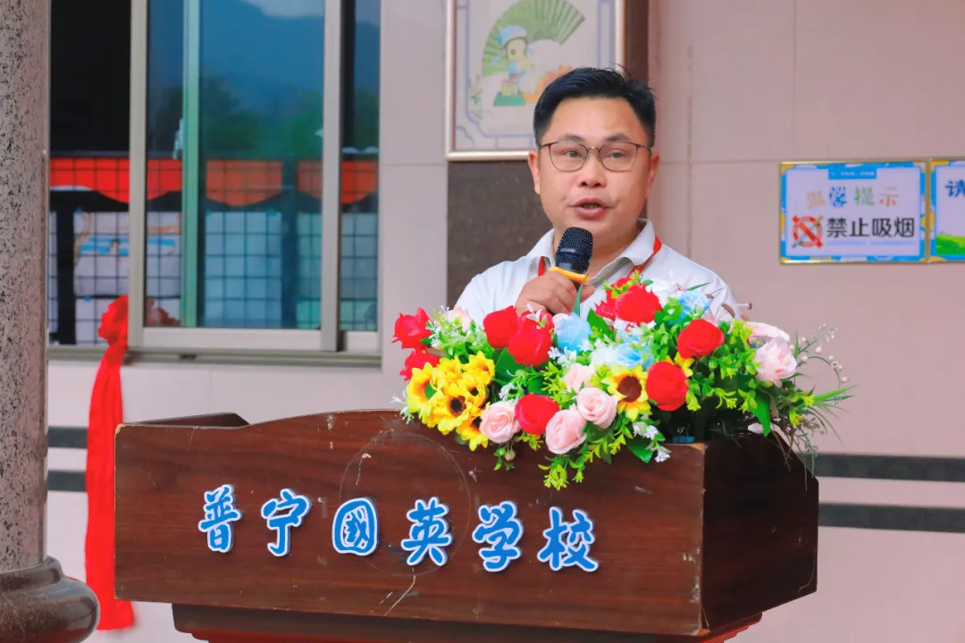 “凝心冲刺三十天 ,奋力拼搏赢中考”——国英学校2026年中考倒计时30天冲刺动员暨表彰大会圆满举行-第56张图片-四季读书网