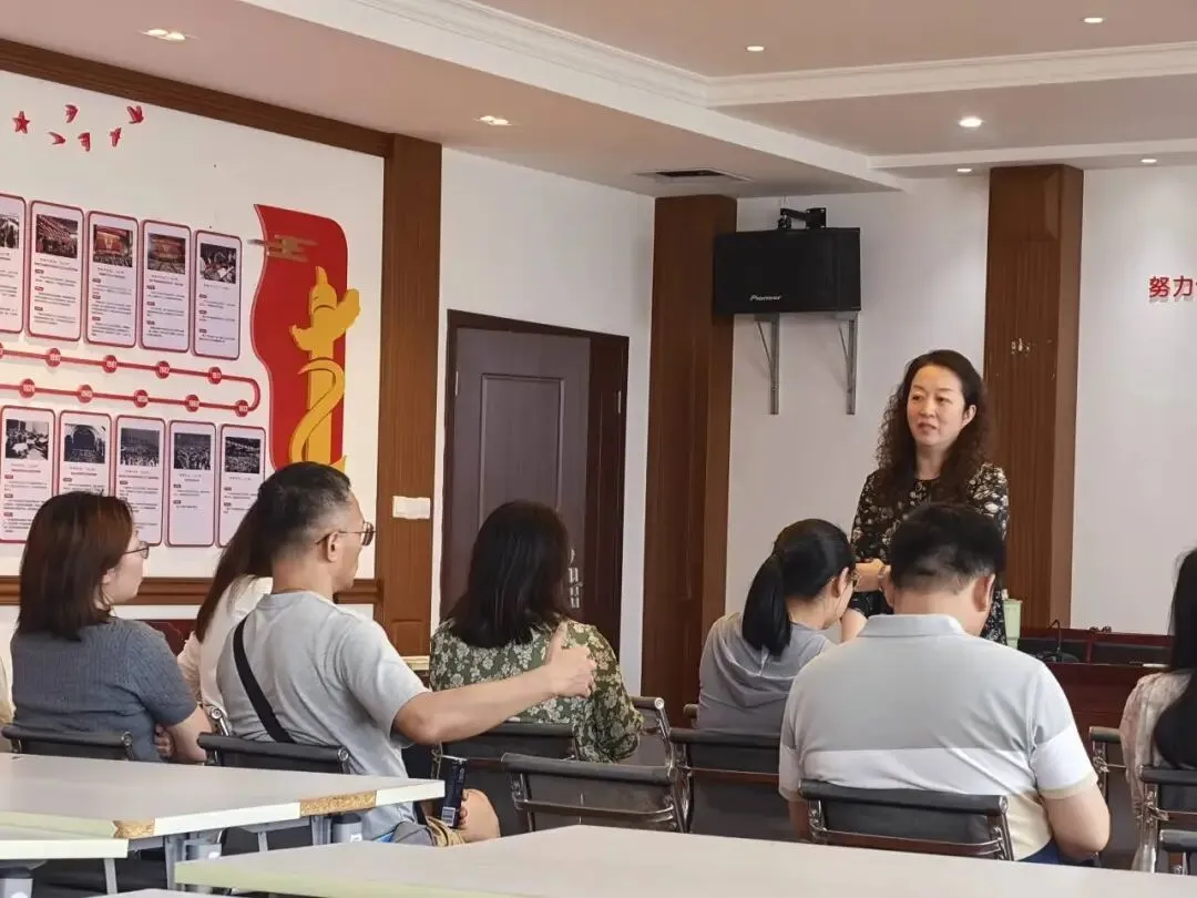 【经纬东华·德育】决胜中考,家长心定乾坤稳——东华附校家长学校之九年级家长沙龙活动-第9张图片-四季读书网 【经纬东华·德育】决胜中考,家长心定乾坤稳——东华附校家长学校之九年级家长沙龙活动-第9张图片-四季读书网