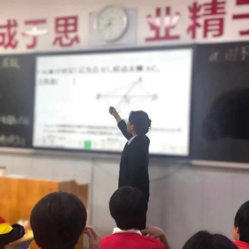 中考倒计时——二十帧校园瞬间,皆是初三逐梦荣光-第14张图片-四季读书网 中考倒计时——二十帧校园瞬间,皆是初三逐梦荣光-第14张图片-四季读书网