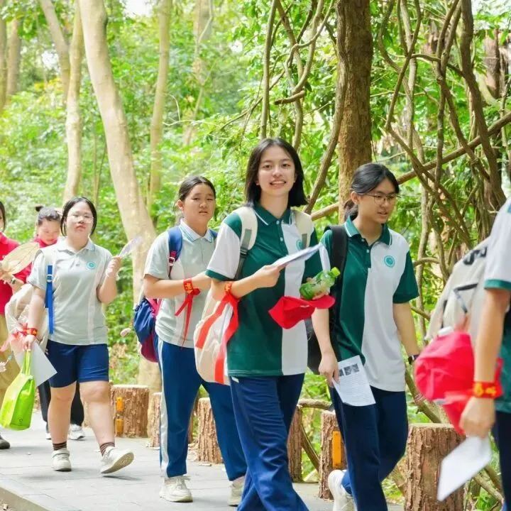 昂首勇攀高峰 聚力问鼎中考|初三年级研学活动-第14张图片-四季读书网