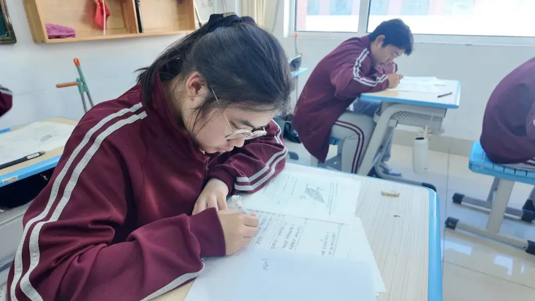 【高一级部】以模拟砺精兵,以实战备学考--高一级部学业水平-第3张图片-四季读书网