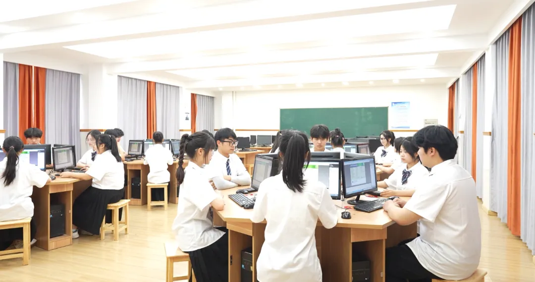 中考招生|常州航空技工学校2026年招生简章-第101张图片-四季读书网 中考招生|常州航空技工学校2026年招生简章-第101张图片-四季读书网