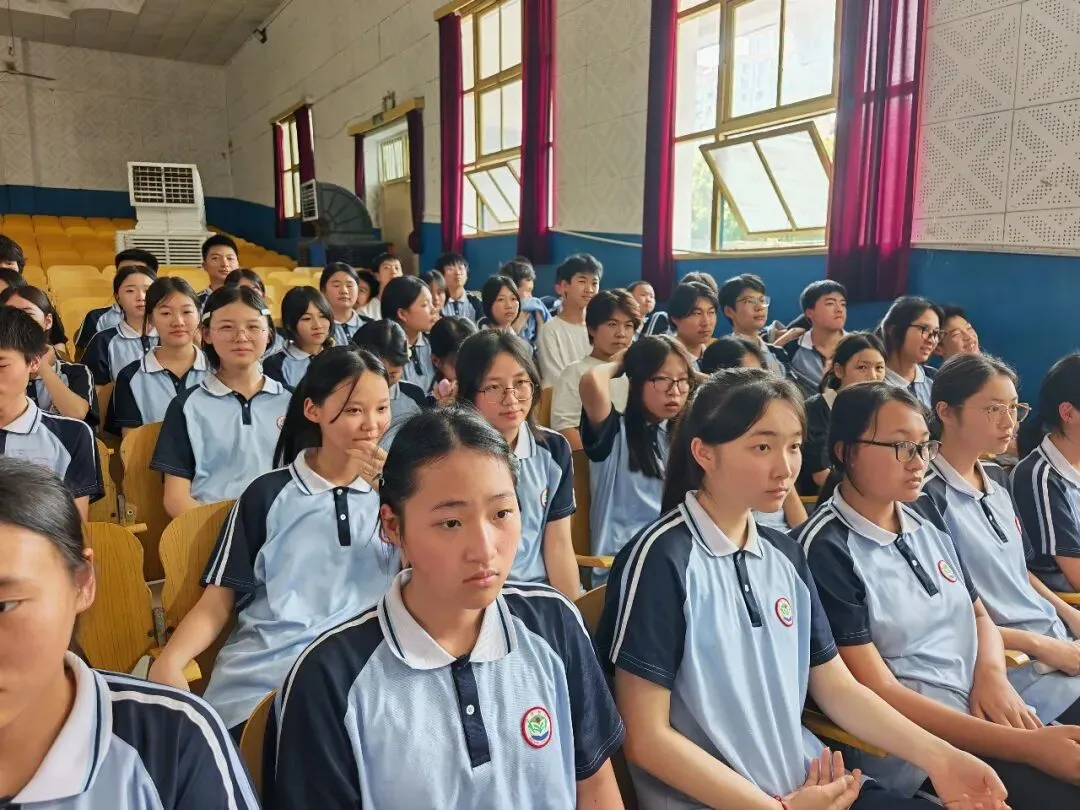 中考加油 ——安源红领巾学校开展九年级学生考前心理疏导活动-第18张图片-四季读书网