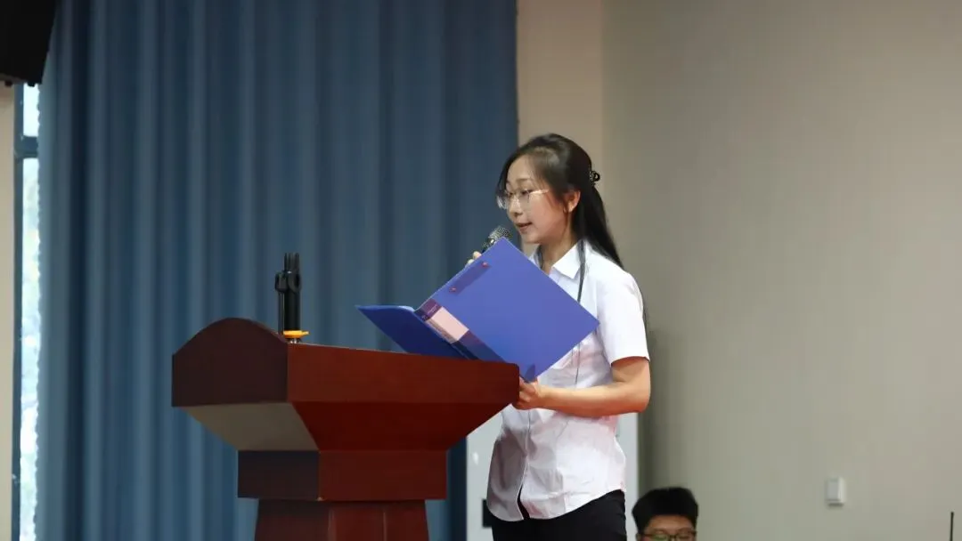 青春逐梦,亮剑今朝|长清中新双语高级中学模拟合格考表彰暨学业水平誓师大会燃情召开-第29张图片-四季读书网 青春逐梦,亮剑今朝|长清中新双语高级中学模拟合格考表彰暨学业水平誓师大会燃情召开-第29张图片-四季读书网