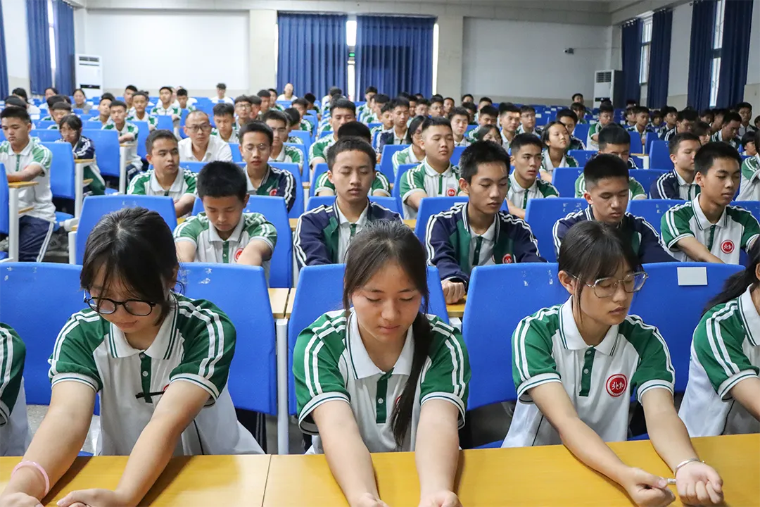 迎战中考 全力冲刺—— 开远行知学校初三心理辅导专题讲座-第7张图片-四季读书网 迎战中考 全力冲刺—— 开远行知学校初三心理辅导专题讲座-第7张图片-四季读书网