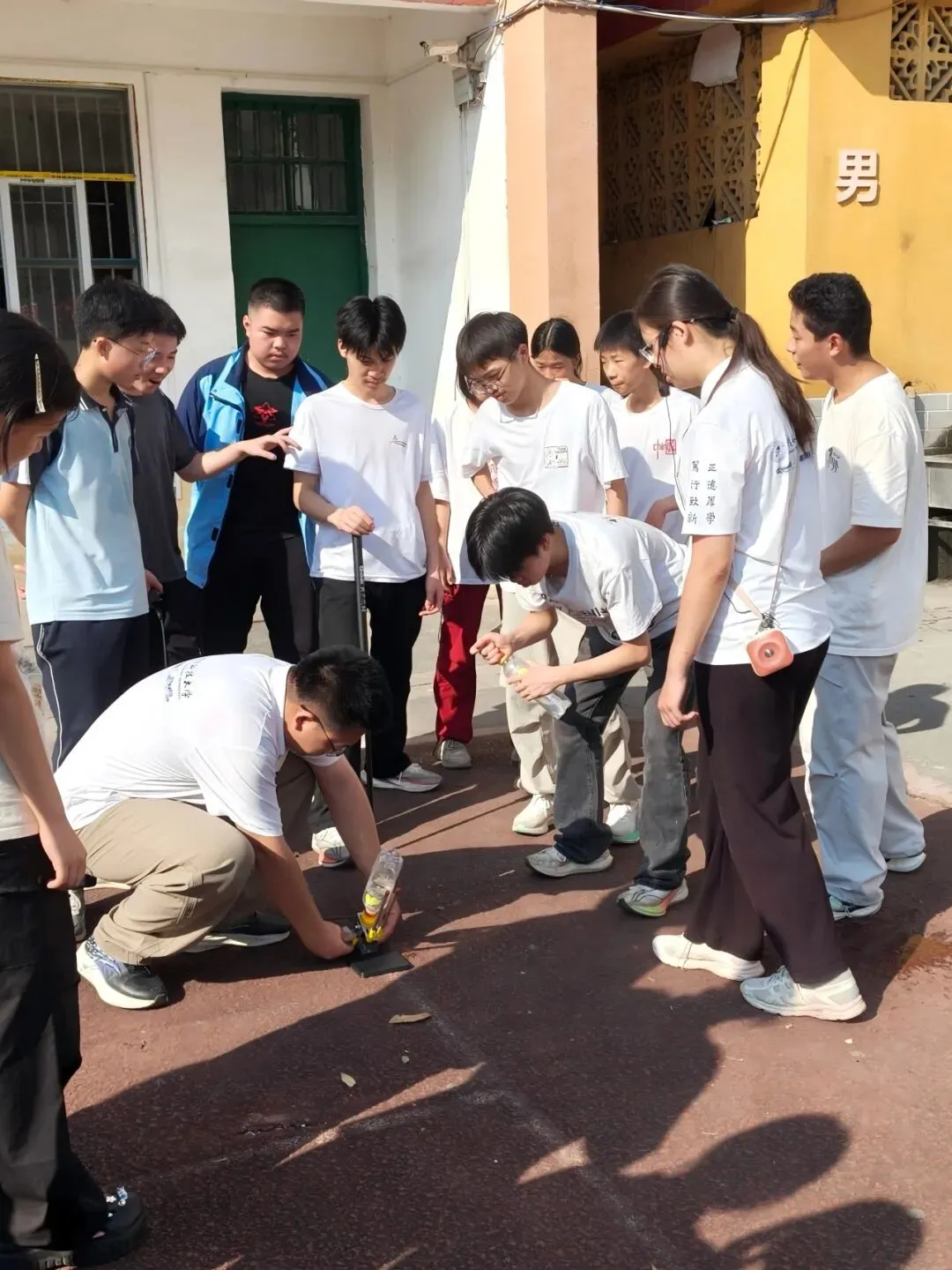 减压赋能迎中考!全州县第五初级中学趣味运动会暖心开跑-第17张图片-四季读书网 减压赋能迎中考!全州县第五初级中学趣味运动会暖心开跑-第17张图片-四季读书网