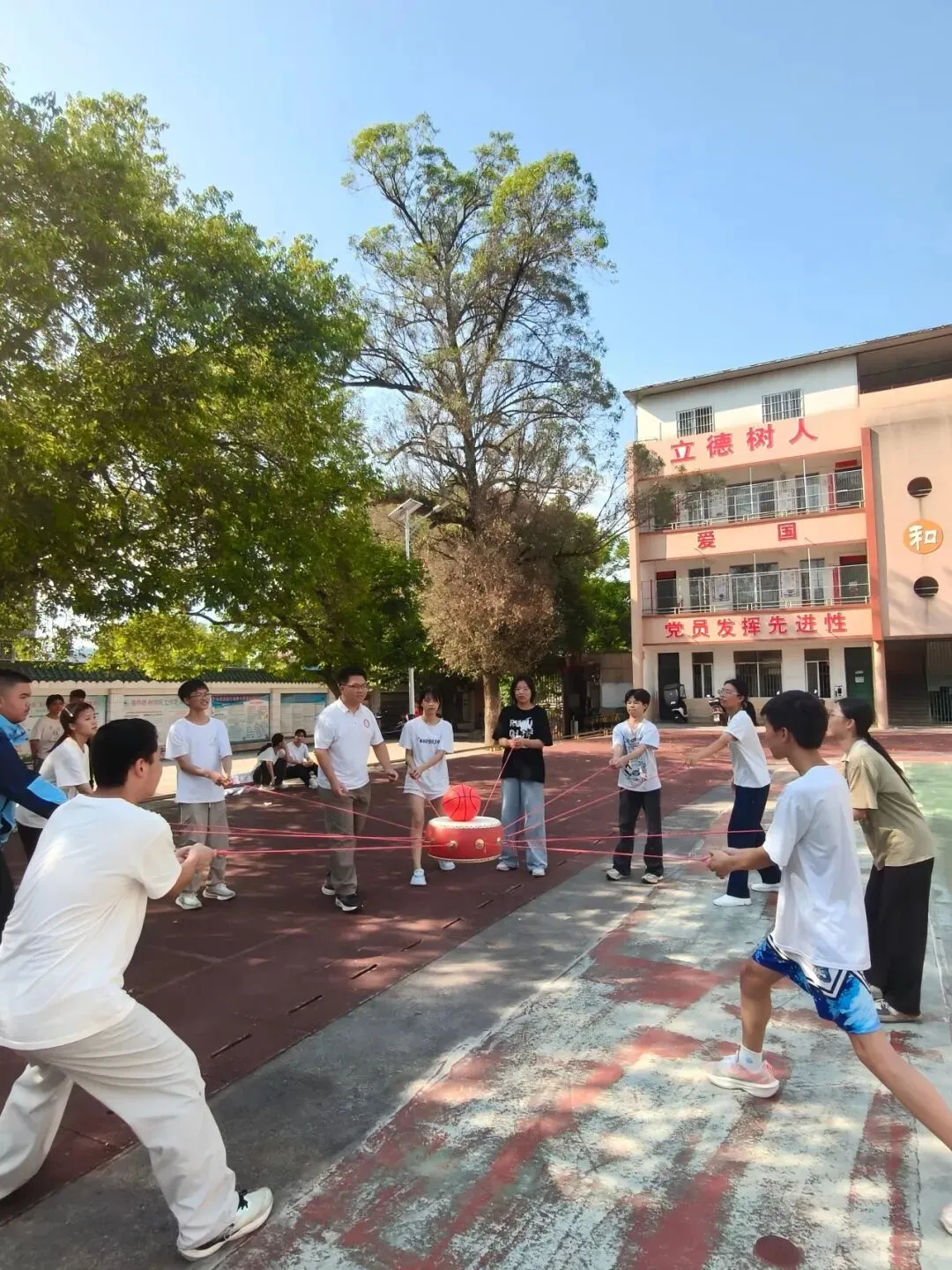 减压赋能迎中考!全州县第五初级中学趣味运动会暖心开跑-第22张图片-四季读书网 减压赋能迎中考!全州县第五初级中学趣味运动会暖心开跑-第22张图片-四季读书网