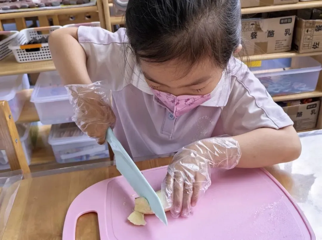 【校园联动】小小萌娃送祝福 暖心鼓劲迎中考 ——麻涌镇中心幼儿园走进“麻涌镇古梅第一中学”社区联动活动-第24张图片-四季读书网