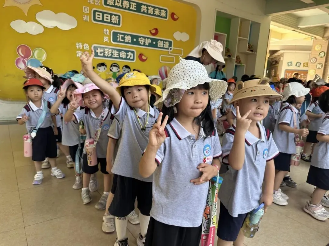 【校园联动】小小萌娃送祝福 暖心鼓劲迎中考 ——麻涌镇中心幼儿园走进“麻涌镇古梅第一中学”社区联动活动-第35张图片-四季读书网