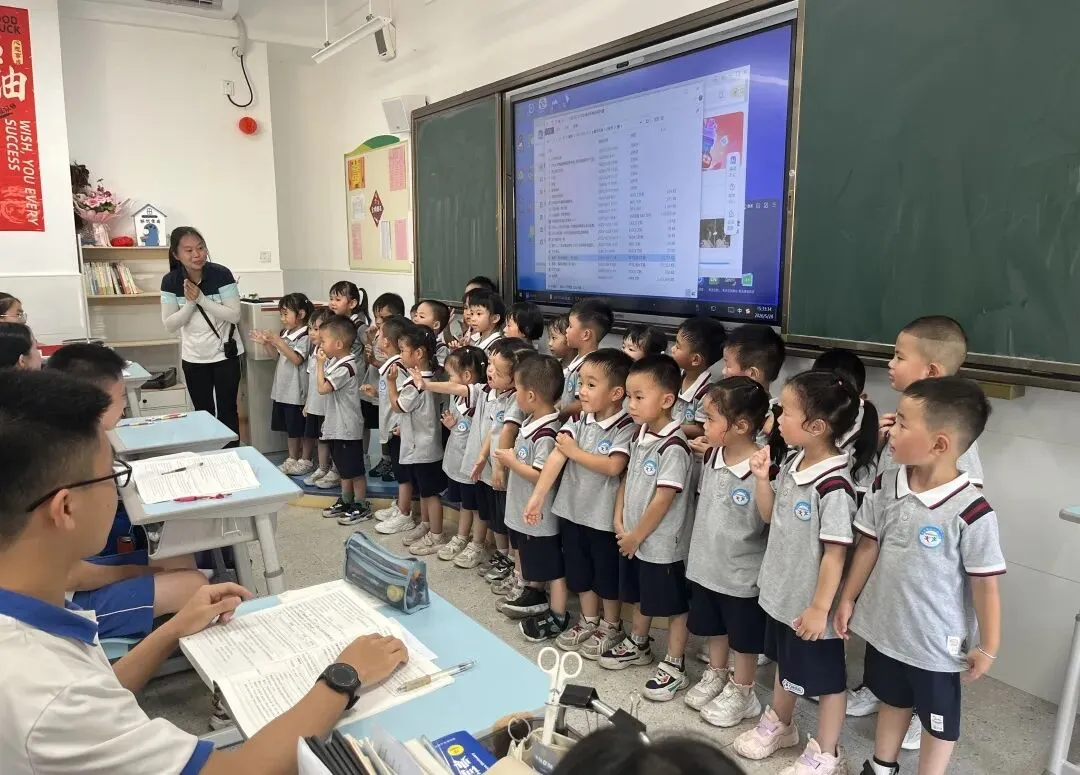【校园联动】小小萌娃送祝福 暖心鼓劲迎中考 ——麻涌镇中心幼儿园走进“麻涌镇古梅第一中学”社区联动活动-第46张图片-四季读书网