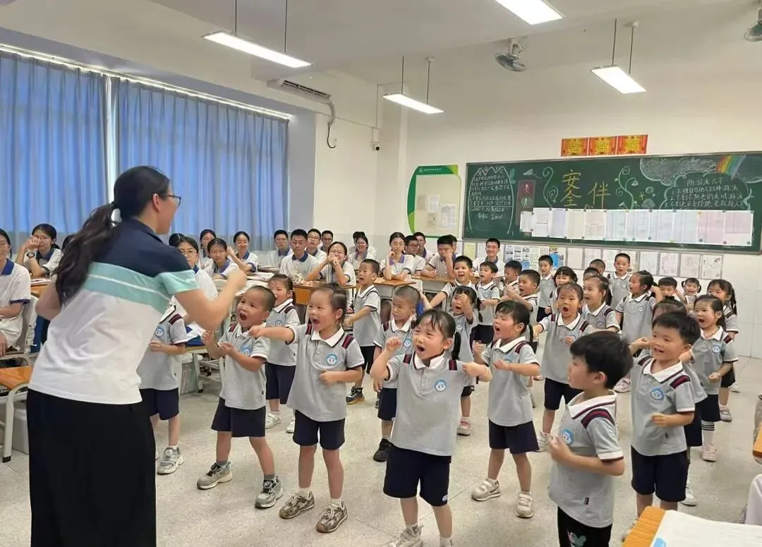 【校园联动】小小萌娃送祝福 暖心鼓劲迎中考 ——麻涌镇中心幼儿园走进“麻涌镇古梅第一中学”社区联动活动-第48张图片-四季读书网