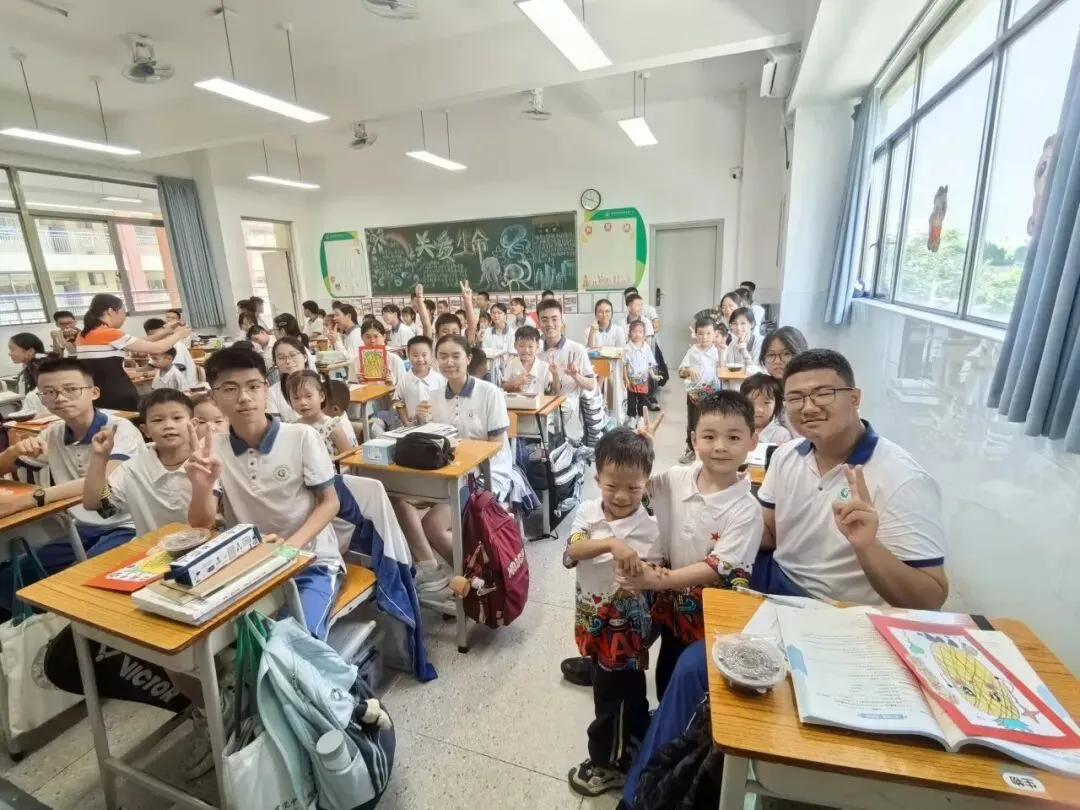 【校园联动】小小萌娃送祝福 暖心鼓劲迎中考 ——麻涌镇中心幼儿园走进“麻涌镇古梅第一中学”社区联动活动-第53张图片-四季读书网